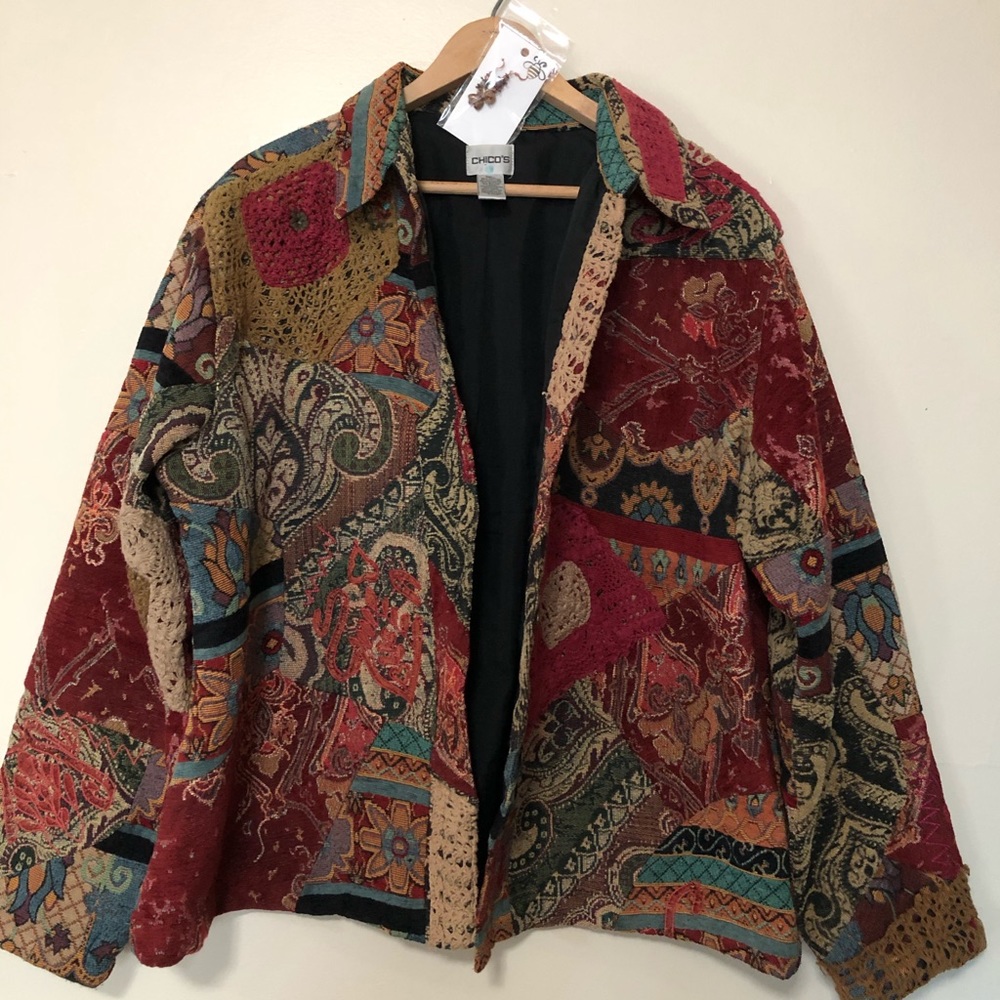 💕ᗷEᗩᑌTIᖴᑌᒪ Chicos size 3 jacket 🆓EᗩᖇᖇIᑎGᔕ! 💕